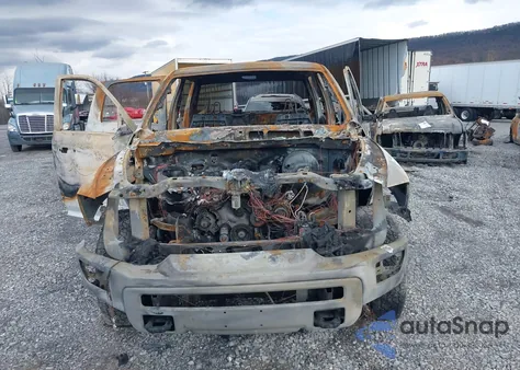 2019 Ram 1500 Classic Warlock 4X4 5'7 Box из США, поврежденный, VIN 1C6RR7LG1KS677832